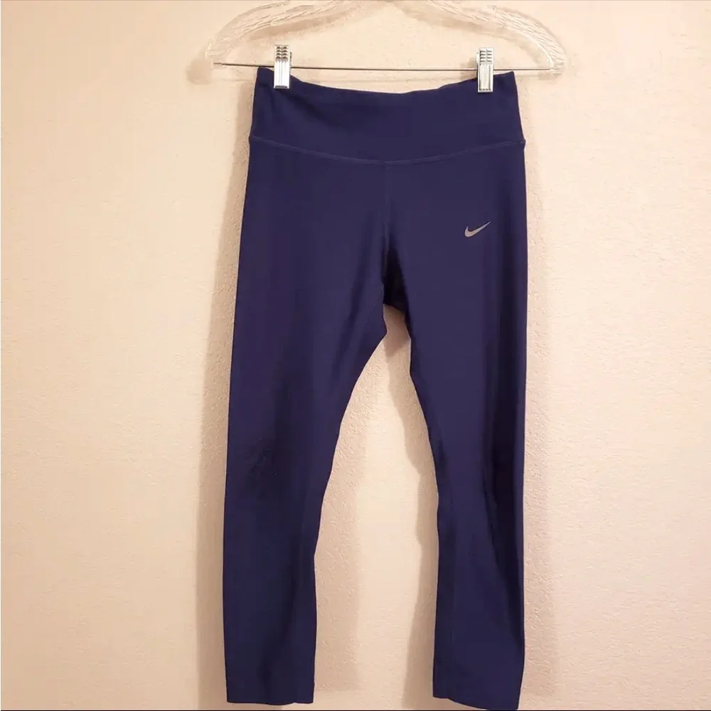 Nike cropped laser cut leggings